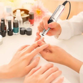 Ponceuse pour ongles avec accessoires NAIL HUB PRO Yoghi